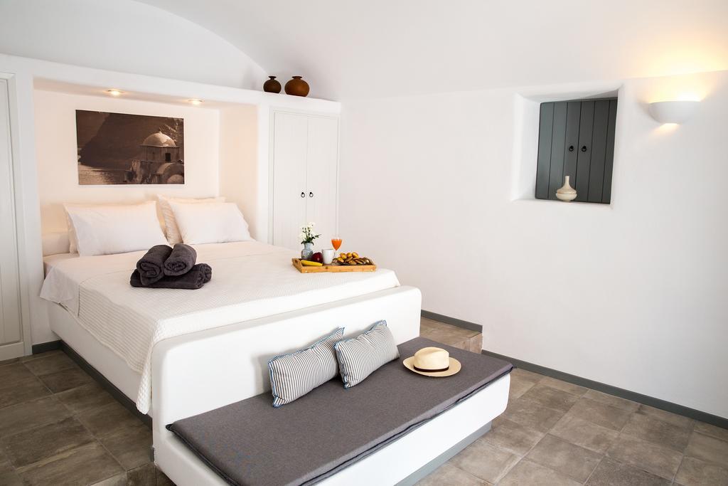 Il Melograno Traditional Cave House Karterados  Room photo
