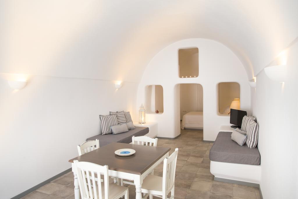 Il Melograno Traditional Cave House Villa Karterados  Room photo